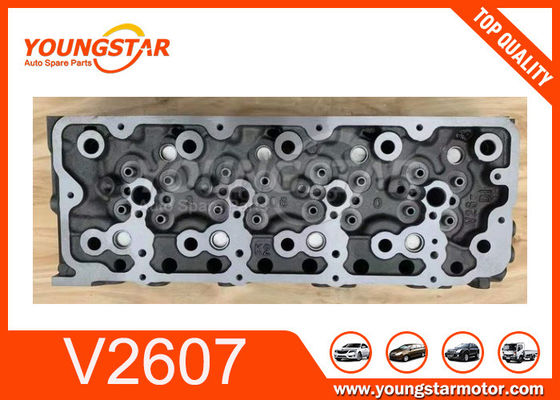 KUBOTA V2607 V2607T için Döküm Demir Motor Silindir Kafası