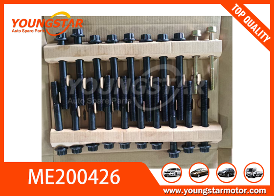 OEM ME200426 Çelik malzeme ile Mitsubishi 4M40 4M40T Motor için Silindir Başı Boults